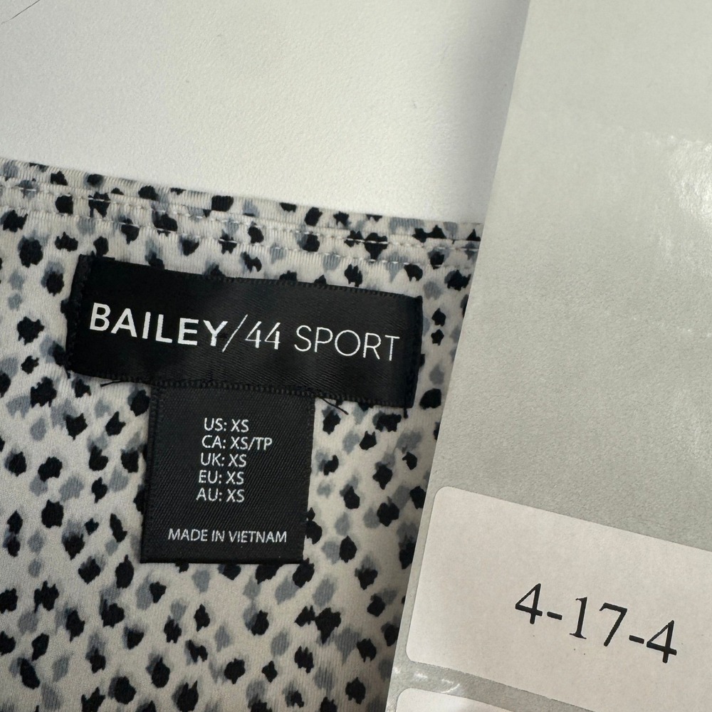 Bailey 44 Sport Leggings Women XS Grey Leopard Animal Print Athletic - Picture 4 of 9